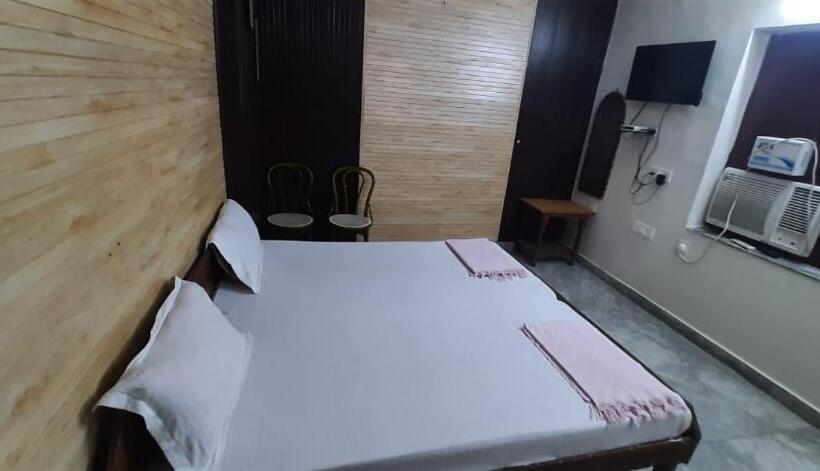 エコノミールーム, Gokul Guest House