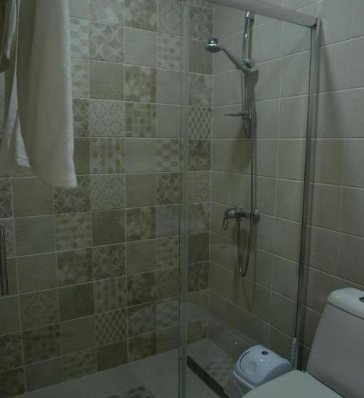 اتاق استاندارد, Guest House Gantiadi