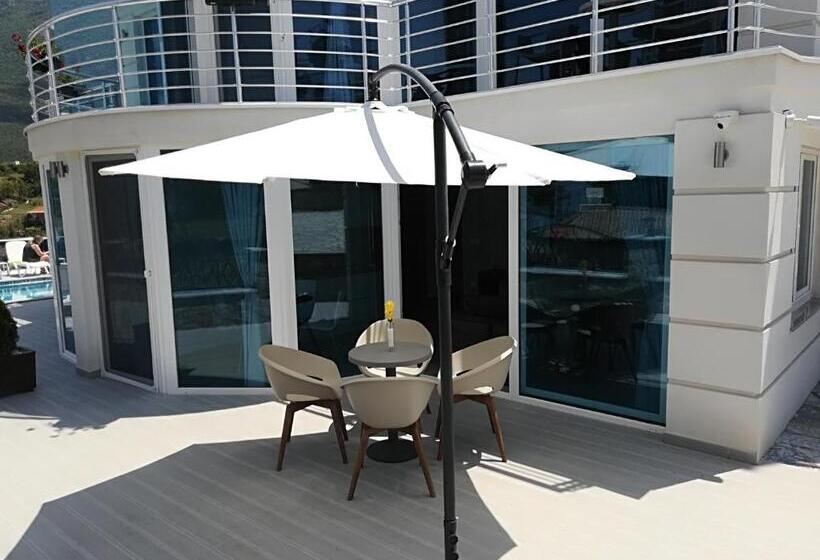 آپارتمان 1 خوابه, Villa Trpe