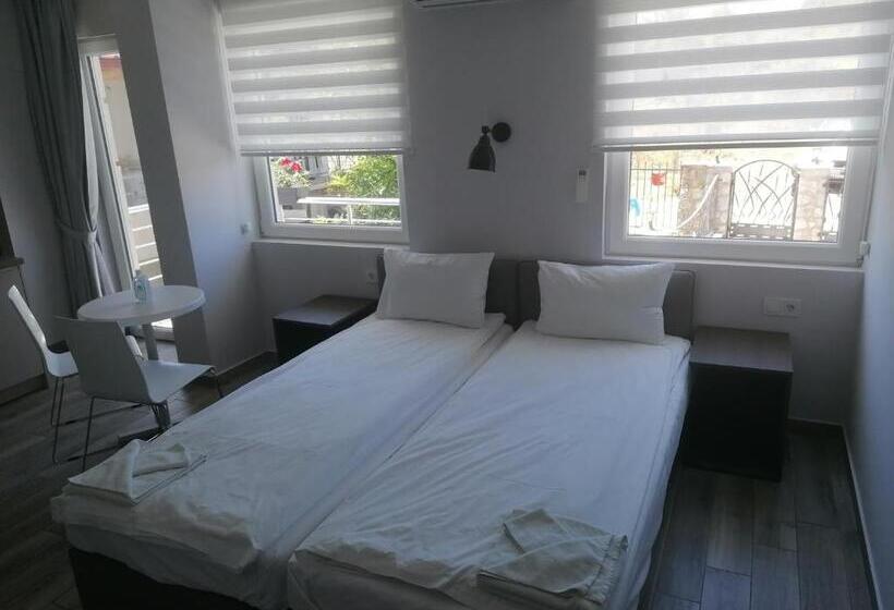 آپارتمان 1 خوابه با چشم‌انداز باغ, Villa Trpe