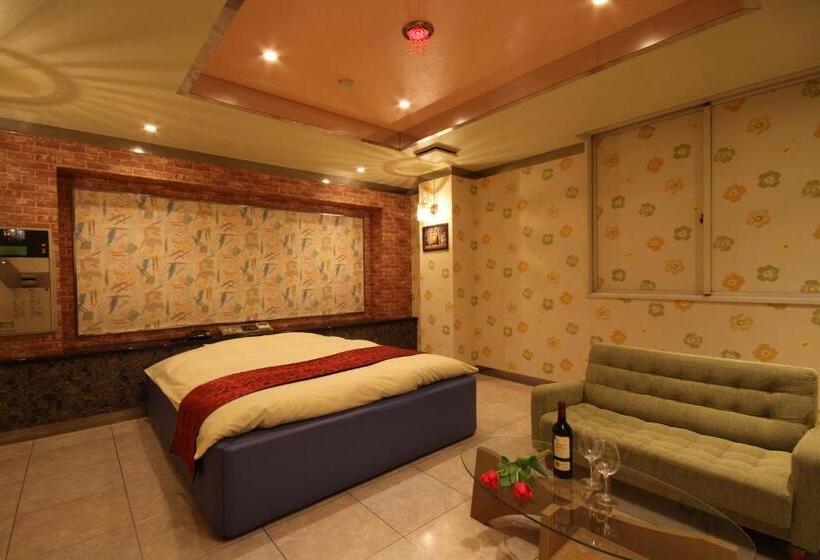 スタンダードルーム, Dai Tokyo