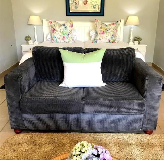 스탠다드 테라스 룸, A Kings View