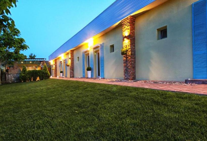 Standard Triple Room with Terrace, Casa Ana