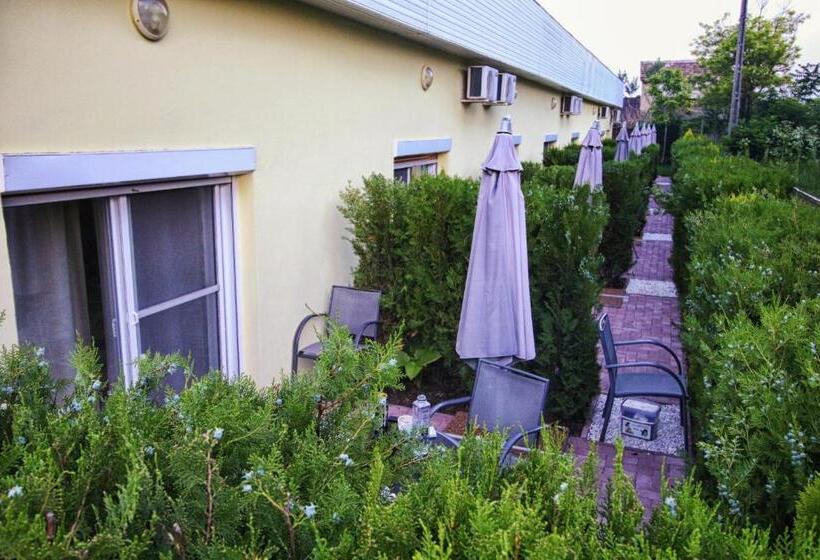 Standard Triple Room with Terrace, Casa Ana