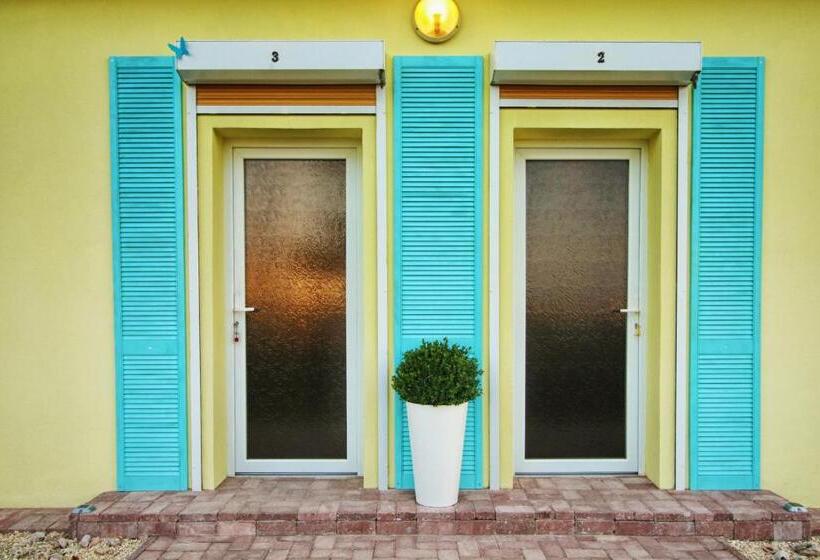 Standard Triple Room with Terrace, Casa Ana