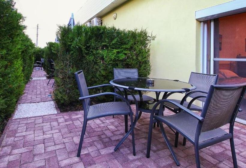 Pokój Czteroosobowy Standard, Casa Ana