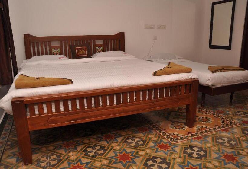 Номер Стандарт Трехместный, Rams Inn