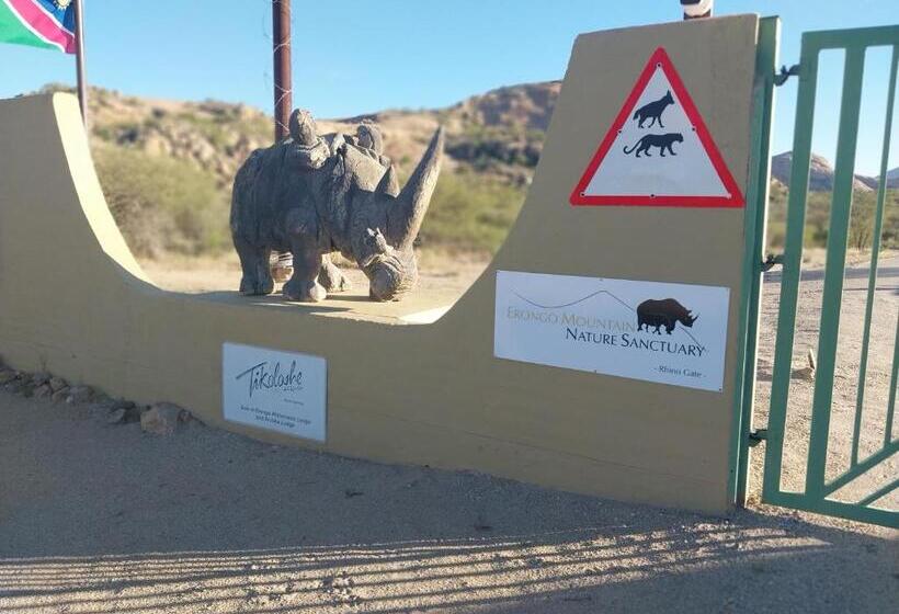 Suíte Familiar, Camp Mara