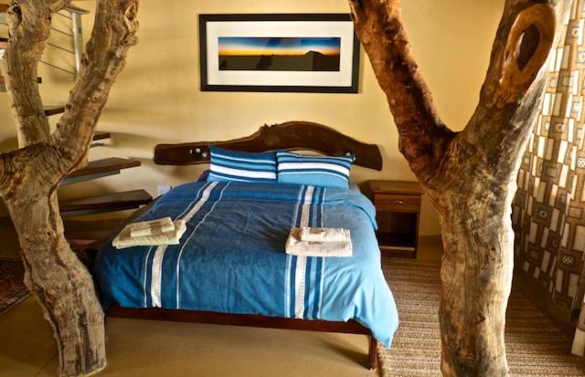 Quarto Estandar, Camp Mara