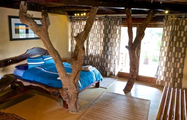 Quarto Estandar, Camp Mara