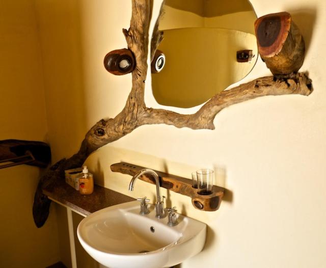 Quarto Estandar, Camp Mara