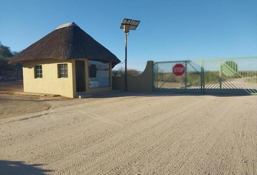 چادر با خدمات رفاهی استاندارد, Camp Mara
