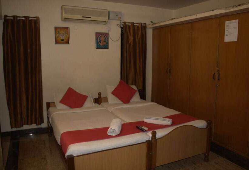 デラックスルーム, Nachis Bnb