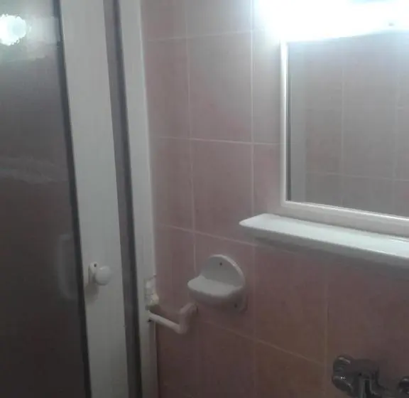 آپارتمان 1 خوابه, Guesthouse Lautasevic
