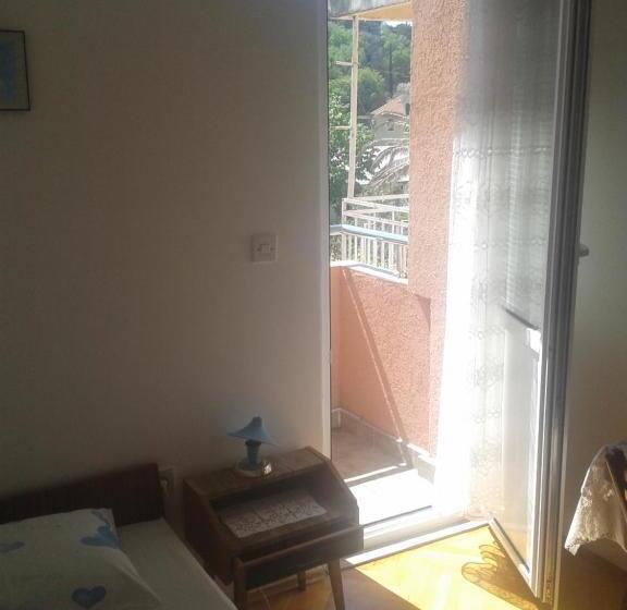 اتاق استاندارد یک تخته با بالکن, Guesthouse Lautasevic