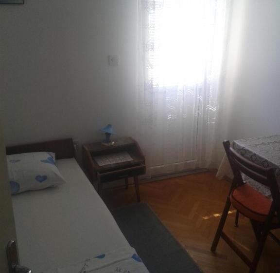 اتاق استاندارد یک تخته با بالکن, Guesthouse Lautasevic