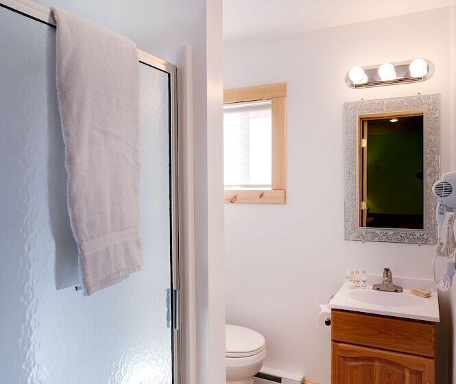 غرفة قياسية, Cobble Mountain Lodge