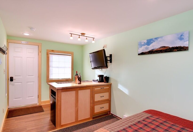Номер Стандарт, Cobble Mountain Lodge
