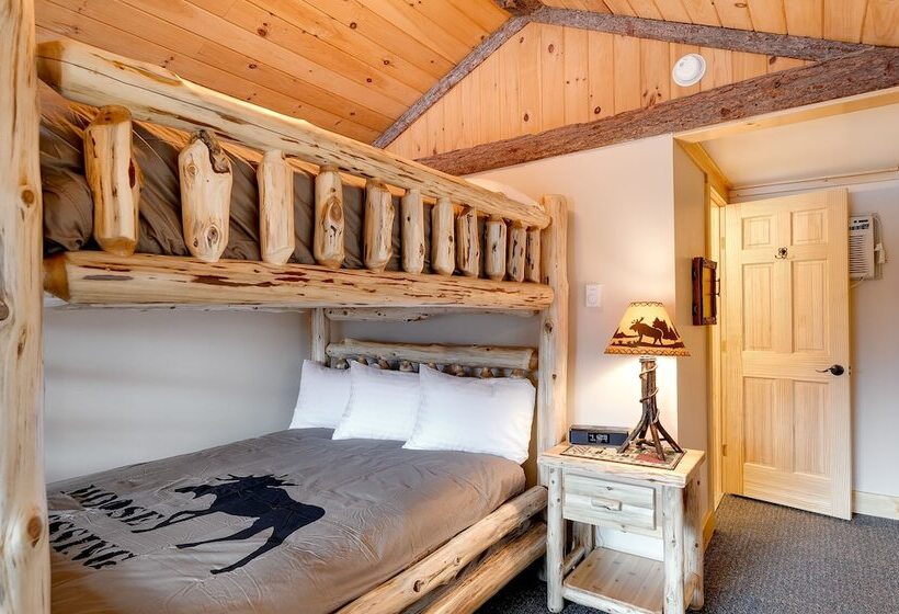 كابينة, Cobble Mountain Lodge