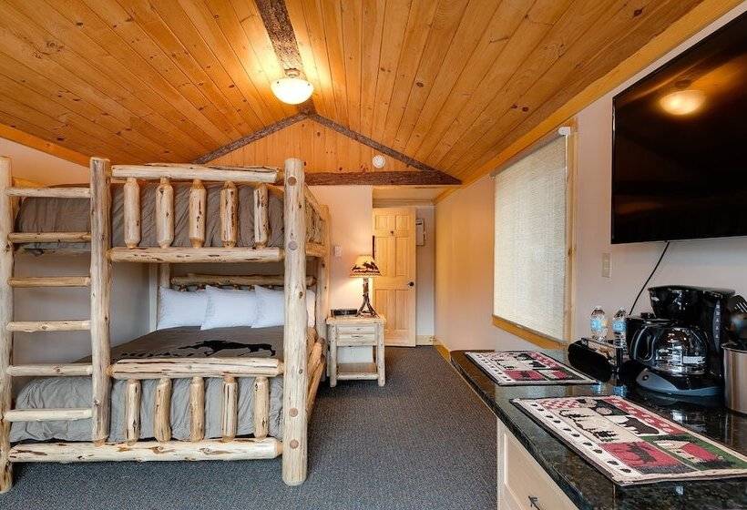 كابينة, Cobble Mountain Lodge
