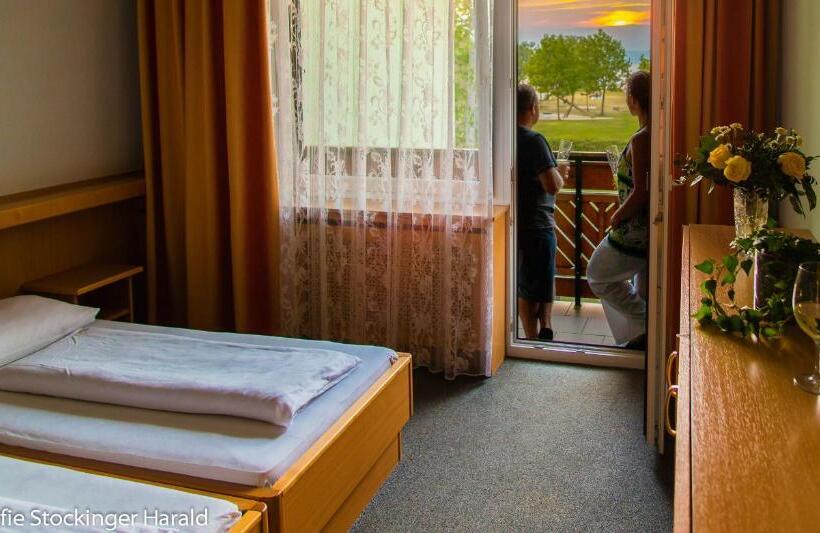 Standard Room Garden View, Gasthof Kummer