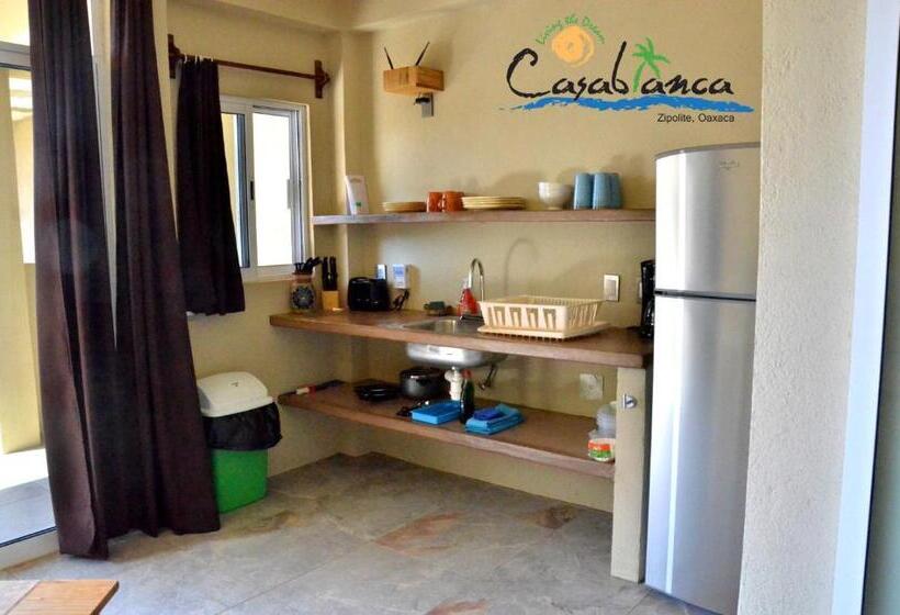海の見えるスタンダードスタジオ, Casablanca Guest House   Adults Only   Starlink Internet!