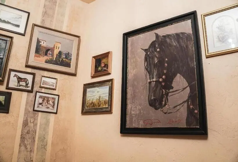バスルーム共有のトリプルスタンダード, Guest House Malkia Inter