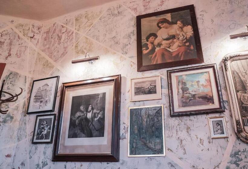 اتاق استاندارد چهارنفره با سرویس بهداشتی مشترک, Guest House Malkia Inter