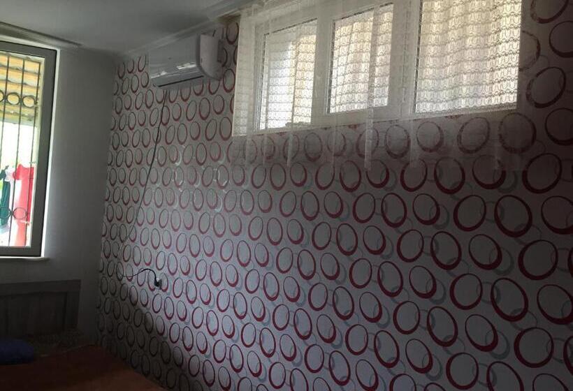 اتاق خانوادگی, Guesthouse Gua