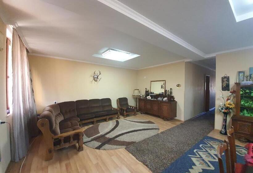 اتاق استاندارد, Guesthouse Gua