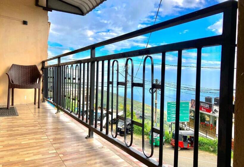 غرفة ديلوكس مطلة على البحيرة, Lakshan View Resort