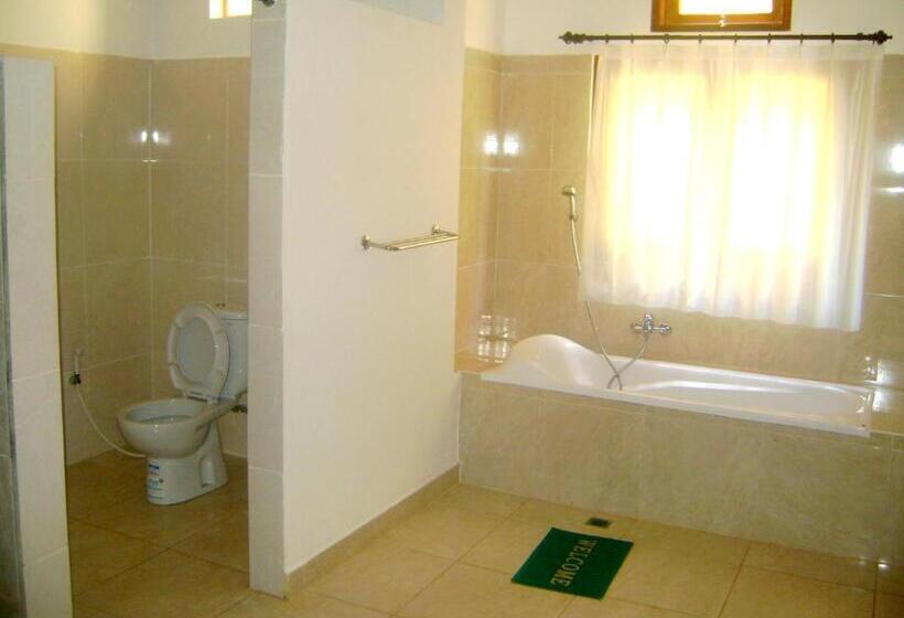 Апартаменты 1 Спальня с Балконом, Villa Mangga Beach