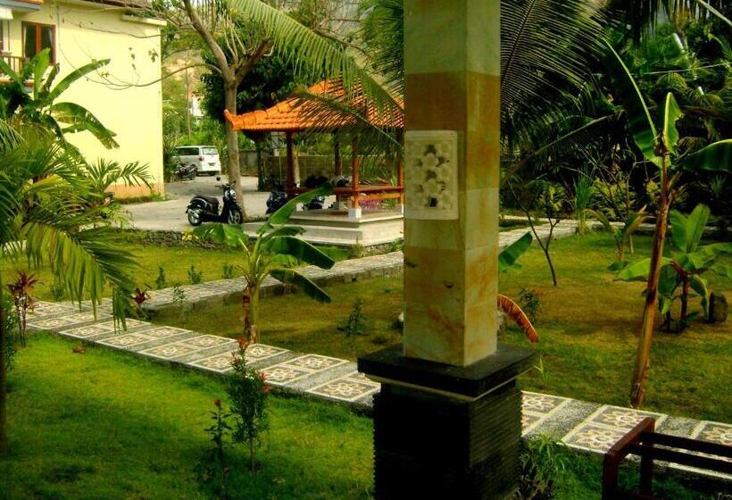 דירת חדר נוף לגינה, Villa Mangga Beach