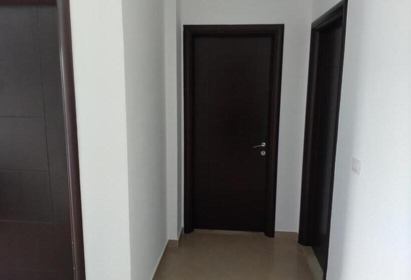 اتاق استاندارد چهارنفره با بالکن, Xuxi Apartments