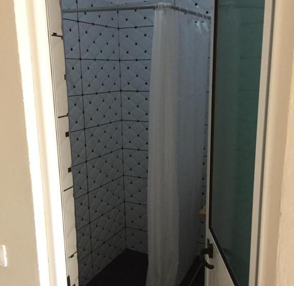 اتاق سه نفره سوپریور با چشم‌انداز دریا, Xuxi Apartments