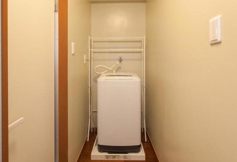 דירת חדר, Uminchuno Yado