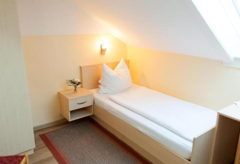 基本单人间共用浴室, Frühstückspension Kölich