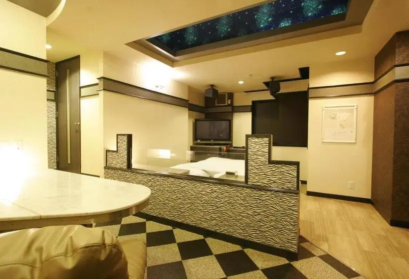 Habitació Superior, Rr