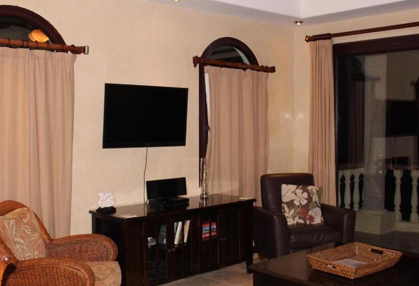 ویلای 1 خوابه, The Meridian At Lighthouse Point