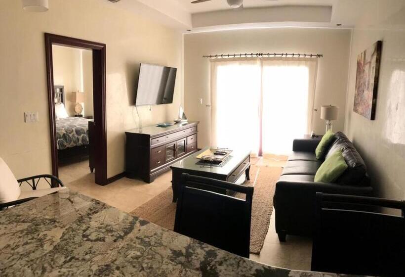 آپارتمان 2 خوابه, The Meridian At Lighthouse Point