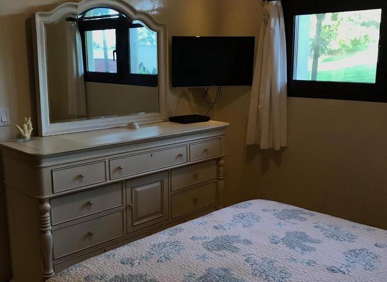 آپارتمان 2 خوابه, The Meridian At Lighthouse Point