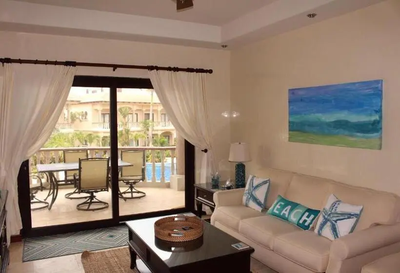 آپارتمان 1 خوابه با چشم‌انداز استخر, The Meridian At Lighthouse Point