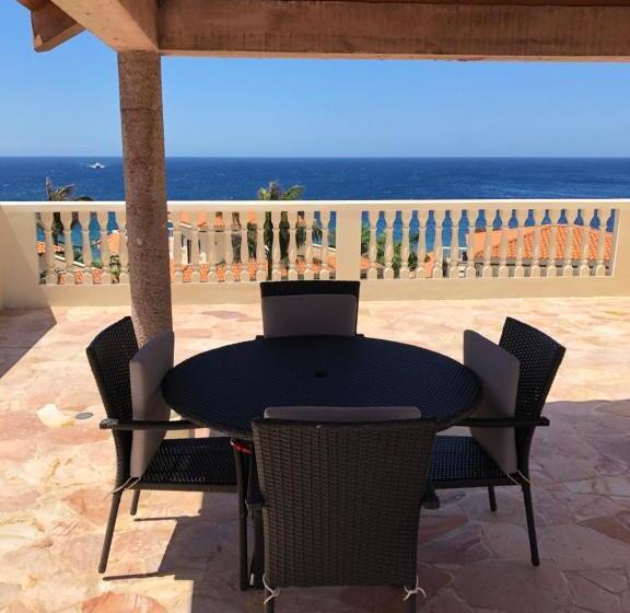 آپارتمان 1 خوابه با چشمانداز دریا, The Meridian At Lighthouse Point