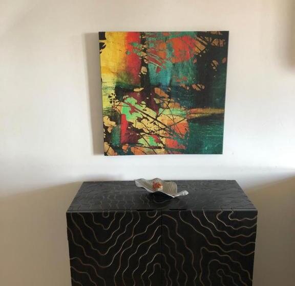 آپارتمان 1 خوابه با چشمانداز دریا, The Meridian At Lighthouse Point