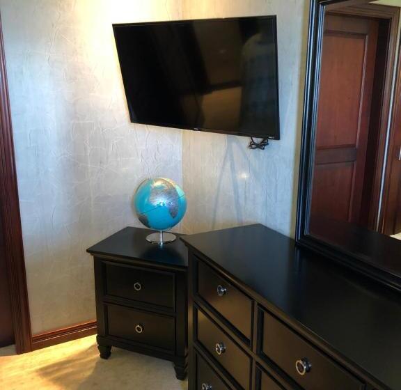 1 Bedroom Penthouse Apartment, The Meridian At Lighthouse Point