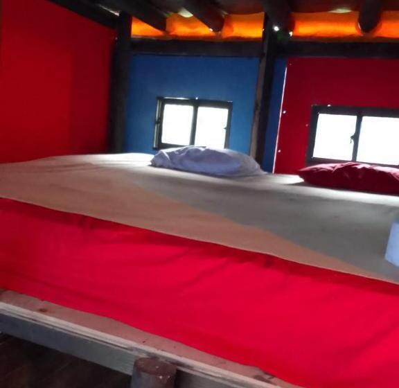 בונגלו משפחתי, Miradores Del Oso Perezoso