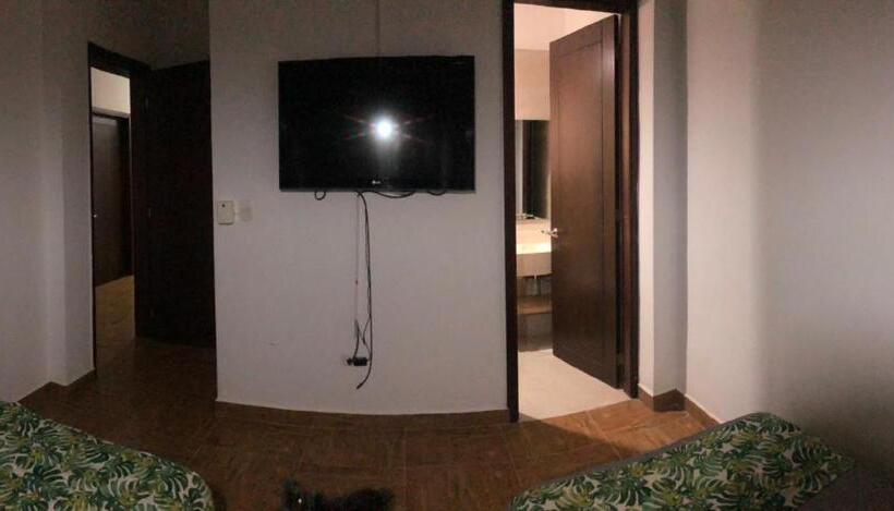 בית, 4 חדרי שינה, Miradores Del Oso Perezoso