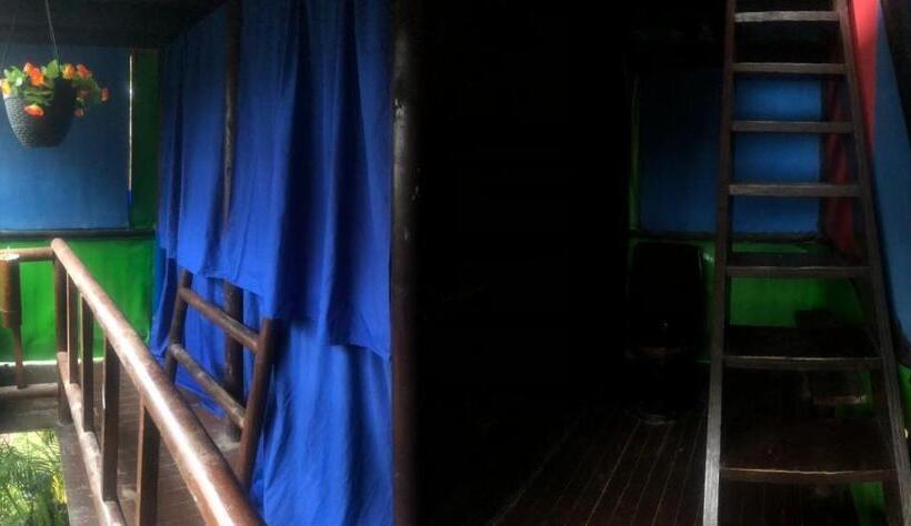 מיטה בחדר משותף, Miradores Del Oso Perezoso