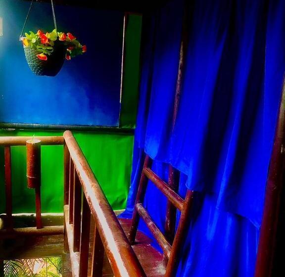 מיטה בחדר משותף, Miradores Del Oso Perezoso