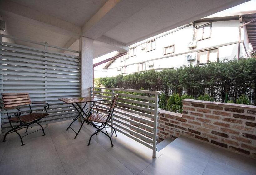 غرفة قياسية مزوَّدة بشُرفة, Artelier Vama Veche